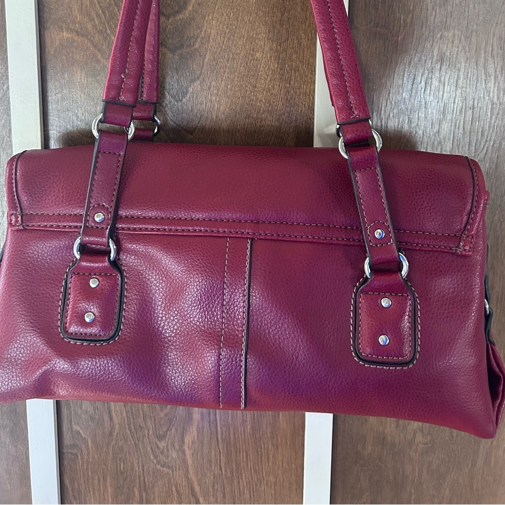 Relic Red Leather Shoulder Bag with silver rivet detail, 2straps,magnetic close. - Picture 8 of 9